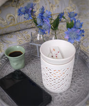 Load image into Gallery viewer, Lace Wax Burner - White