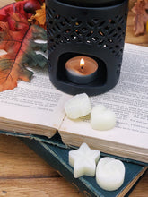 Load image into Gallery viewer, Lace Wax Burner - Black