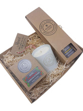 Load image into Gallery viewer, Merry & Bright Gift Box