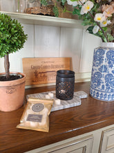 Load image into Gallery viewer, Vanille - Vanilla & Velvety Tonka Wax Melt Pouch