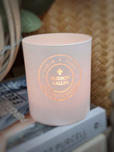 Load image into Gallery viewer, Je t'aime - Rose and Oud Soy Candle