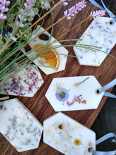 Load image into Gallery viewer, Pamplemousse - Grapefruit and Patchouli Eco Air Freshener