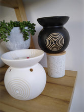 Load image into Gallery viewer, Round Wax Burner - Black