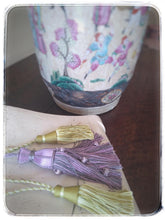 Load image into Gallery viewer, Amelie Lilac key tassel