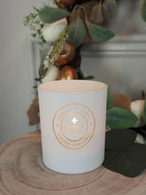 Load image into Gallery viewer, Calme - Lavender and Vanilla Soy Candle
