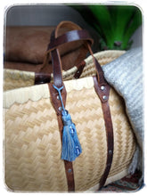 Load image into Gallery viewer, Sophie Blue key tassel
